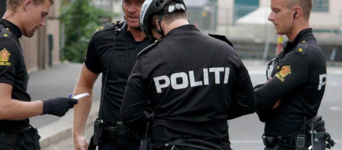 Όσλο: Άνδρας επιτέθηκε με μαχαίρι σε περαστικούς και αστυνομικό (βίντεο)